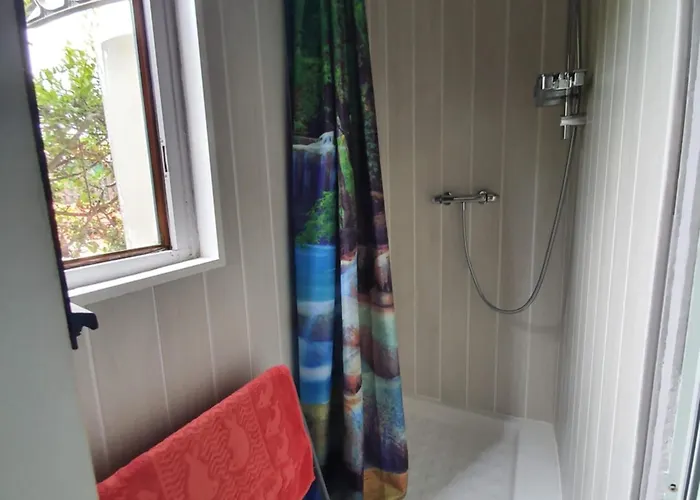 Clematisso Hostal Lucciana (Corsica)