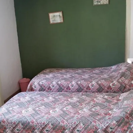 Vandrerhjem Clematisso *