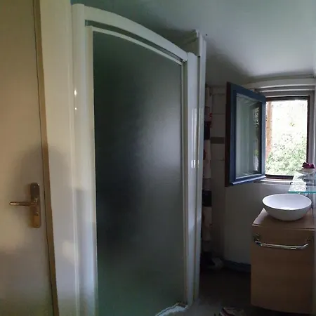 Vandrerhjem Clematisso *