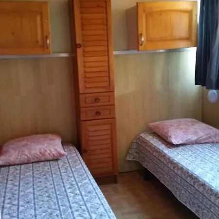 Hostel Clematisso Lucciana (Corsica)